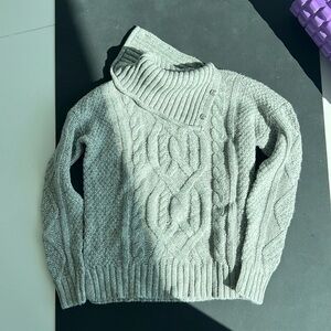 Ralph Lauren sweater turtle neck size small